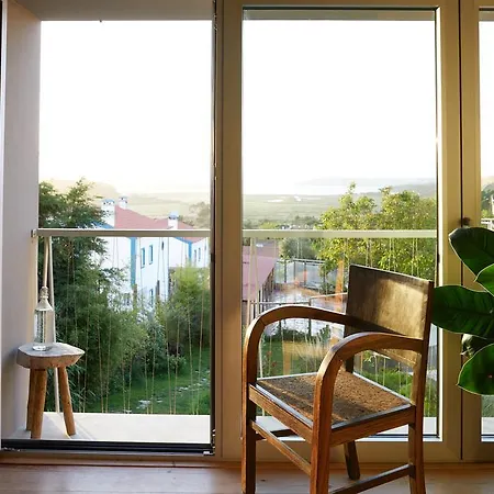 Cavalo De Madeira 3* Arelho