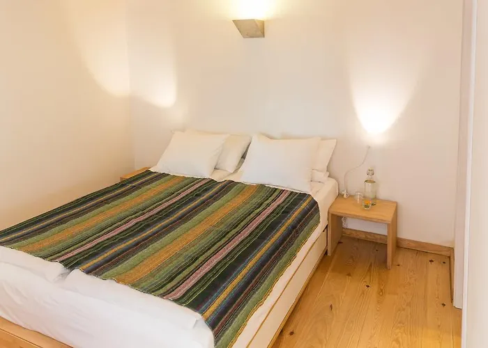 Bed & Breakfast Cavalo De Madeira 3*